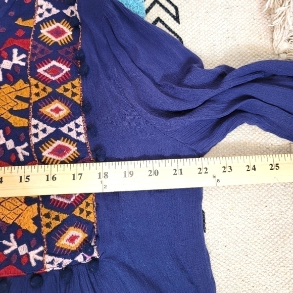 ALYA Open Front Peasant Floral Embroidered w Tassel Closure in Navy, sz Medium - Picture 12 of 13